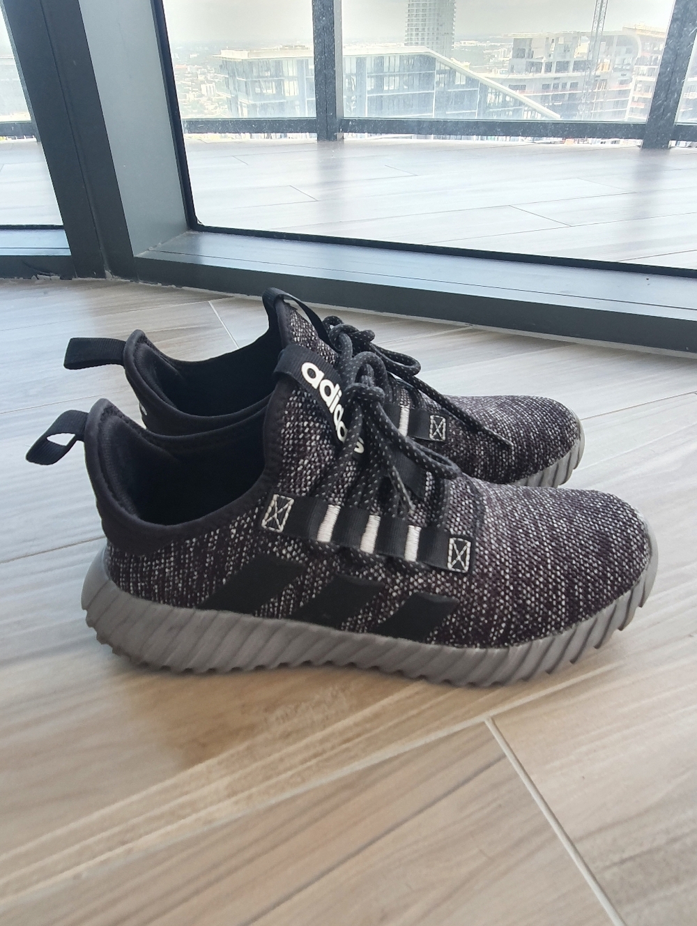 adidas Men’s Black Knit Casual Sneakers